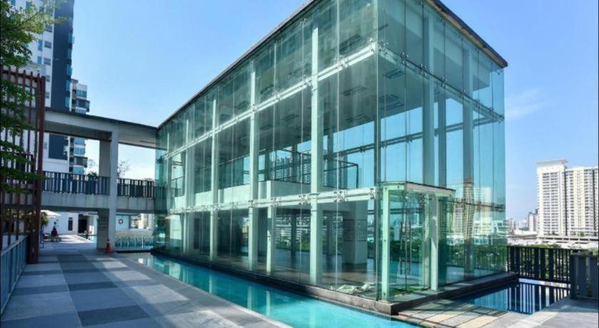 Honeymoon Suite By A Legacy Hotel - Klcc Lake View - Kuala Lumpur — Photos 3