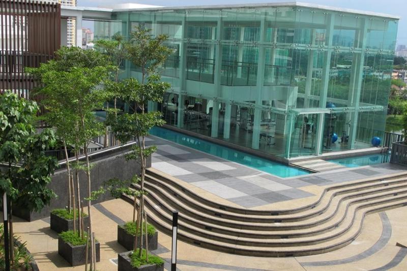 Honeymoon Suite By A Legacy Hotel - Klcc Lake View - Kuala Lumpur — Photos 2